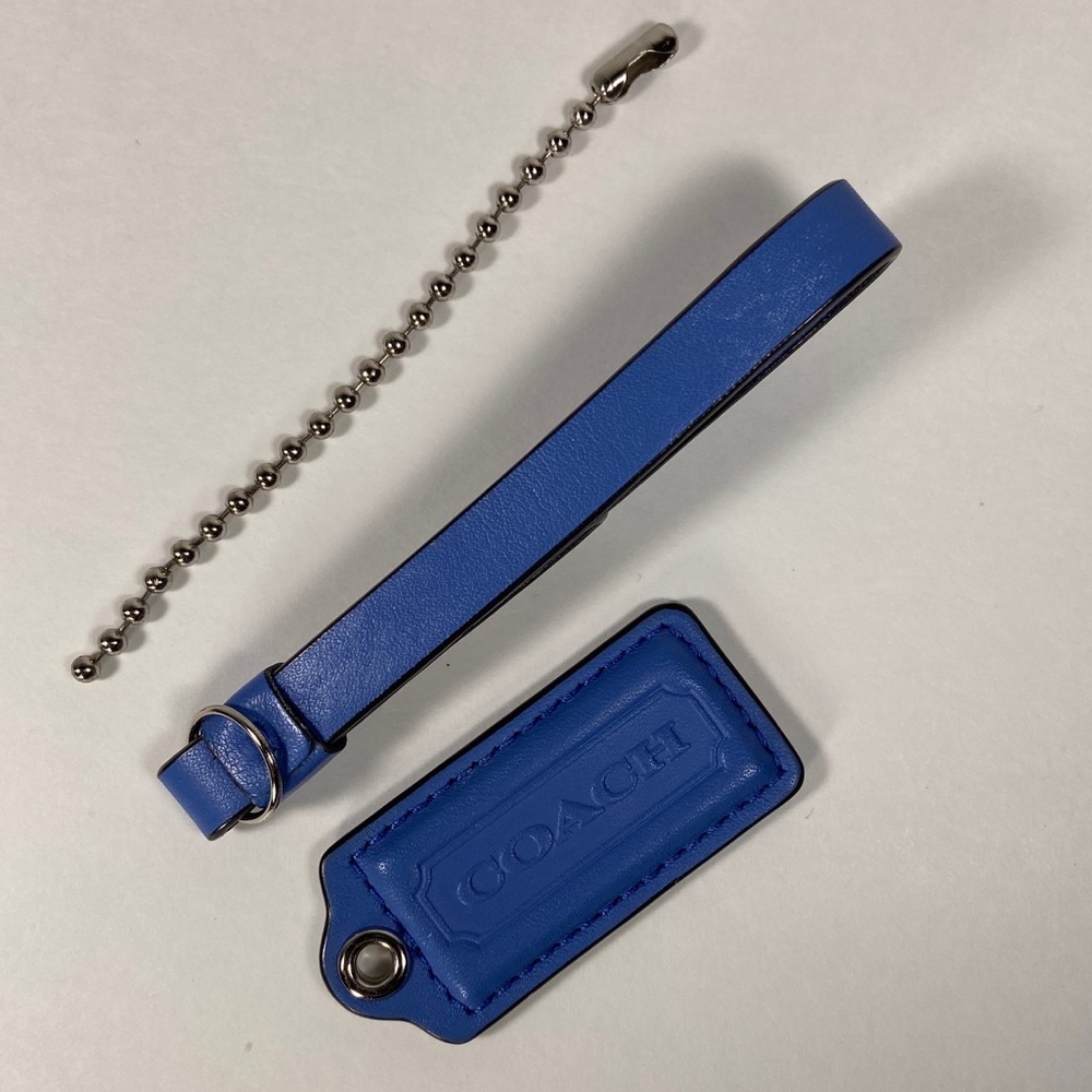 Coach hang tag